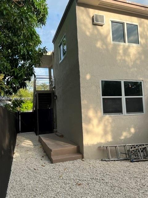 Building Photo - 5444 NW 5th Ave