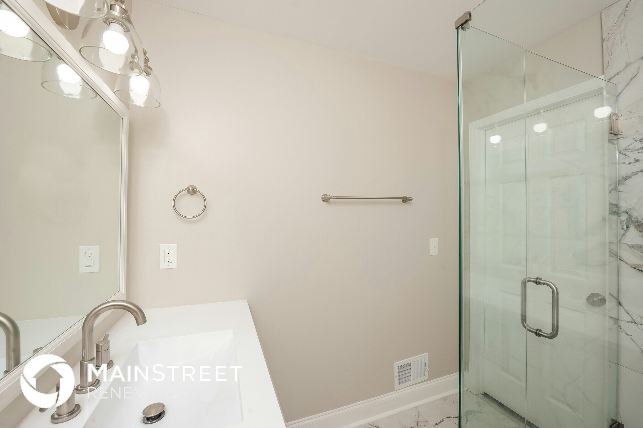 Building Photo - 5168 Legendary Ln