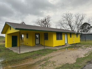 Building Photo - 35065 Paul Leblanc Ln