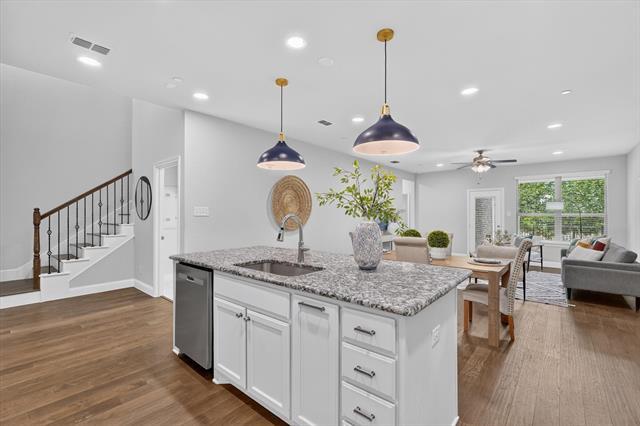 Building Photo - 2873 Creekway Dr