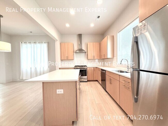 Building Photo - 4115 Merlane Dr