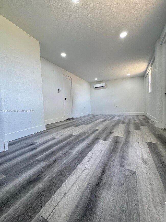 Building Photo - 17645 NW 37th Ave
