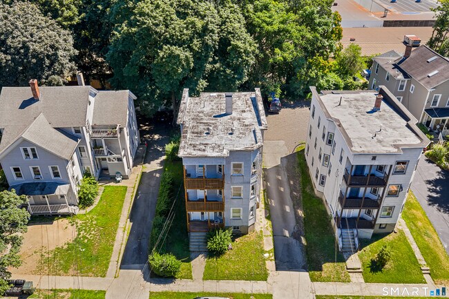 Building Photo - 145 Crystal Ave