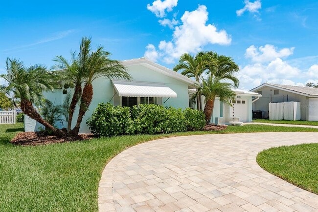 Building Photo - 4845 Shell Stream Blvd