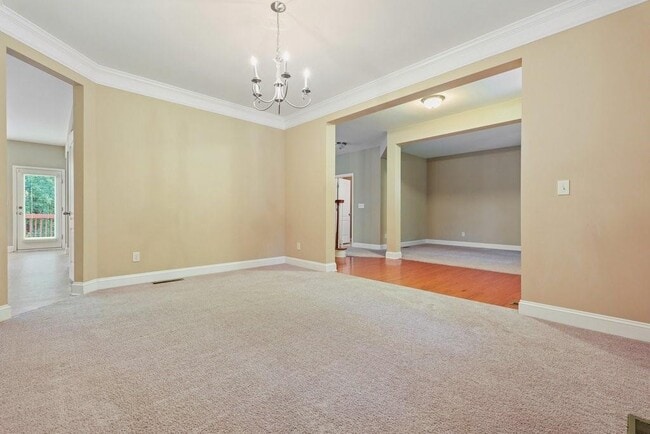 Building Photo - 1010 Chelsey Way