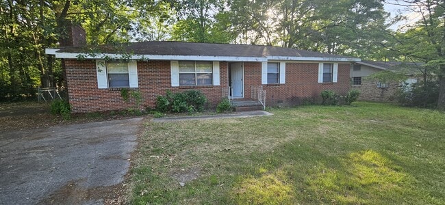 Building Photo - 306 Mustang Dr