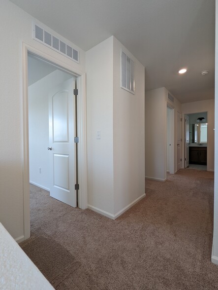 Second Floor Hallway - 6098 N Nepal Ct