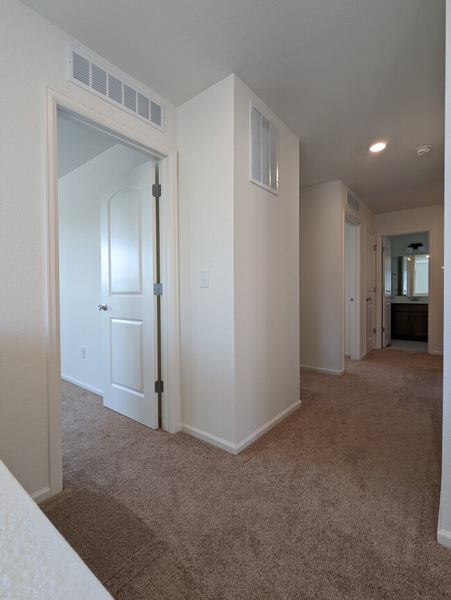 Second Floor Hallway - 6098 N Nepal Ct