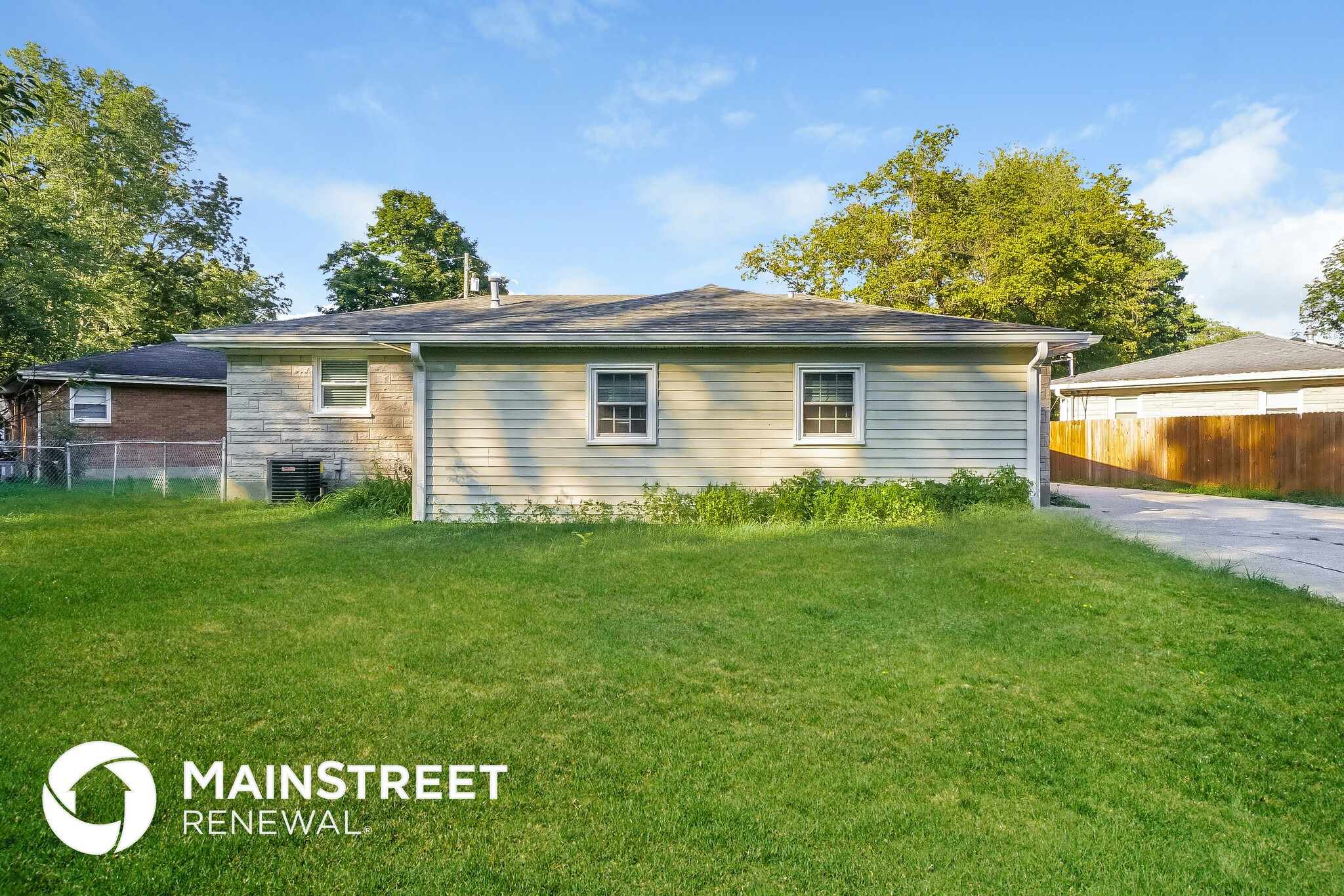 Building Photo - 1712 Star Rest Dr
