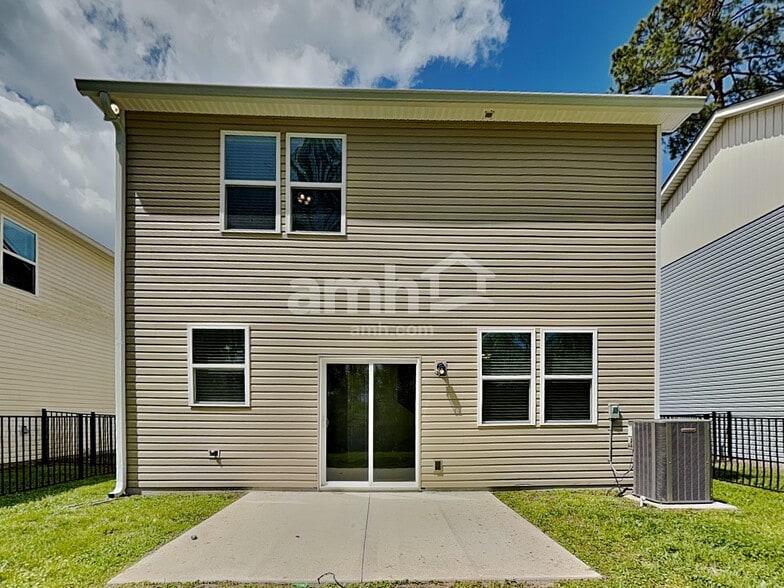 Building Photo - 10323 Marsh Edge Ct