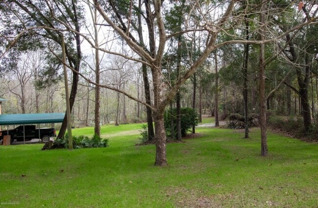 Building Photo - Enjoy your peace & space!