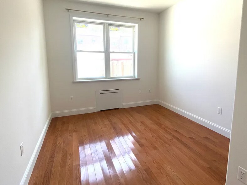 Building Photo - 8279 164th Pl