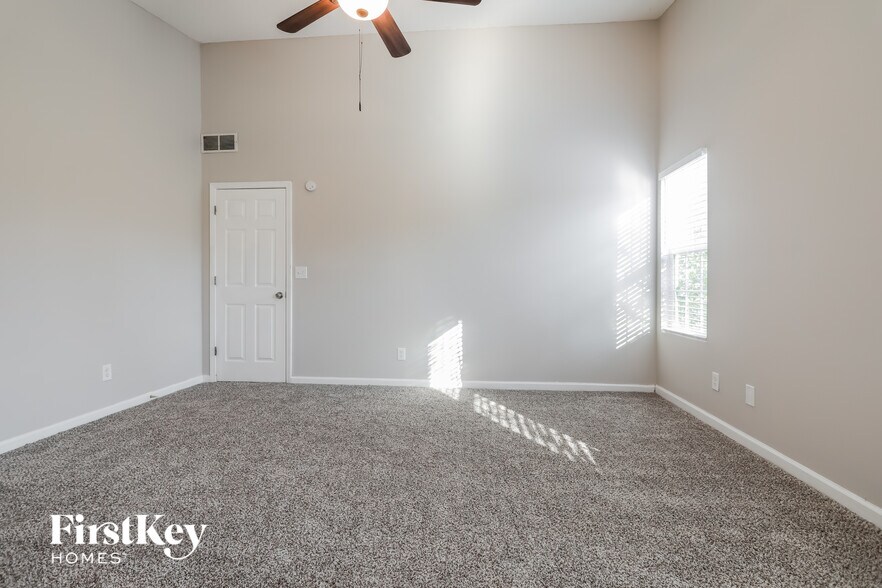 Building Photo - 1698 Fort Connors Way