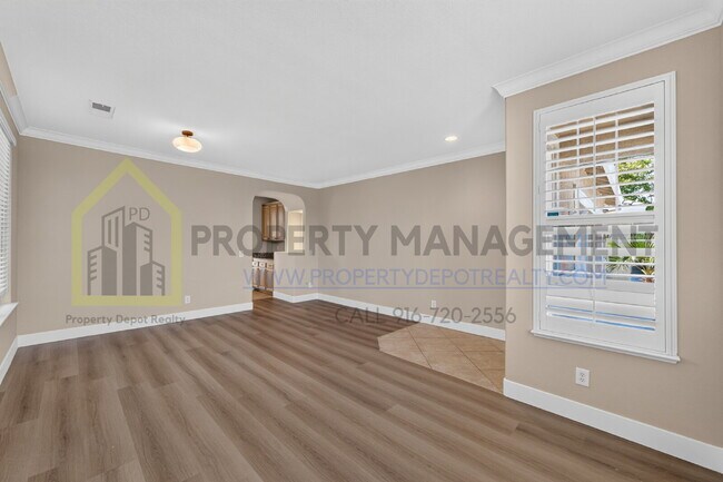 Building Photo - Spacious 3-Bed, 2-Bath Retreat on Charm Way
