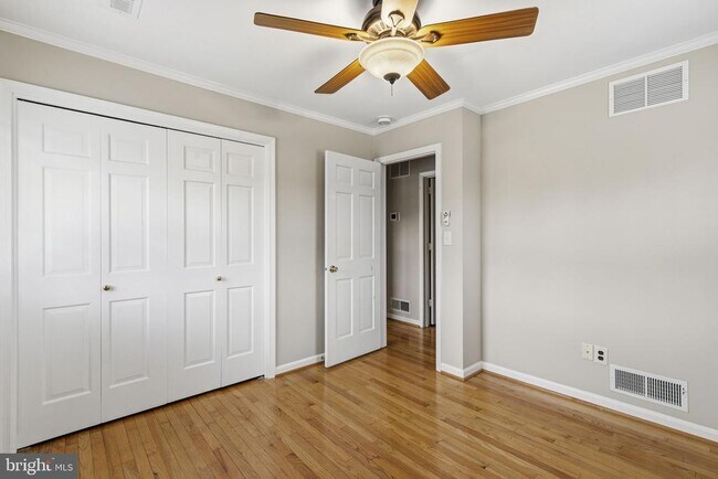 Building Photo - 2713 Wesleyan Dr