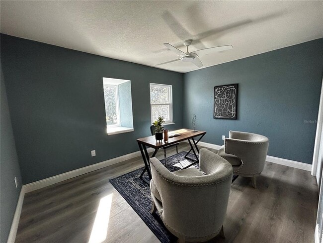 Building Photo - 6370 Conniewood Square