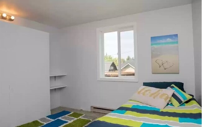 Building Photo - Charming 3 bed 1.5 bath available in Bellingham!