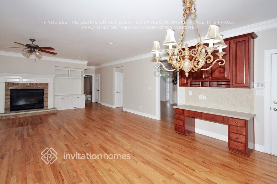 Building Photo - 1597 Trilogy Park Dr