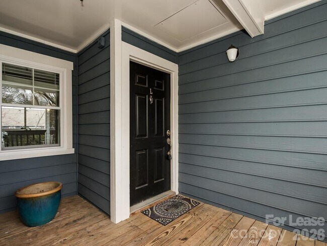 Building Photo - 424 Mather Green Ave