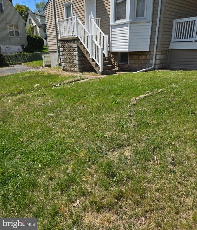 Building Photo - 4001 Echodale Ave