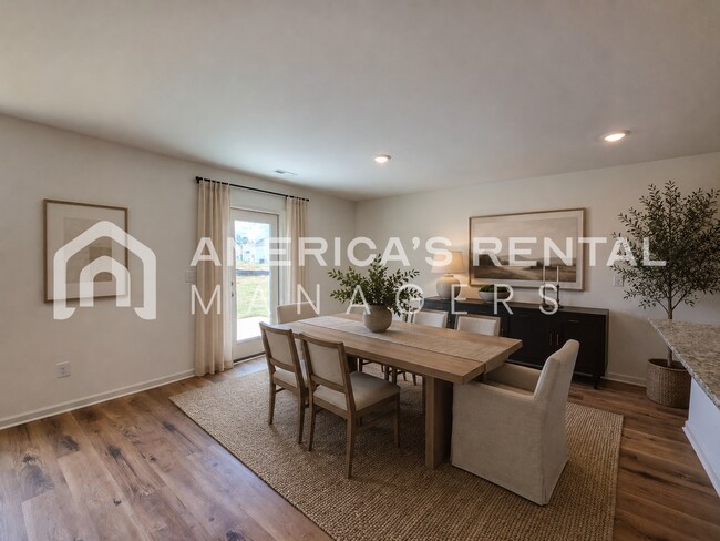 Building Photo - 556 Saddlewood Bnd