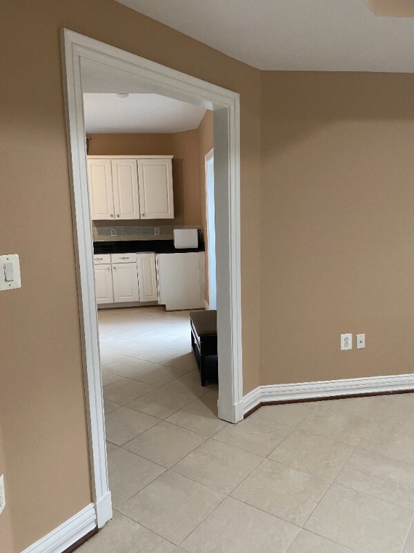 Building Photo - 2844 Cedar Ln