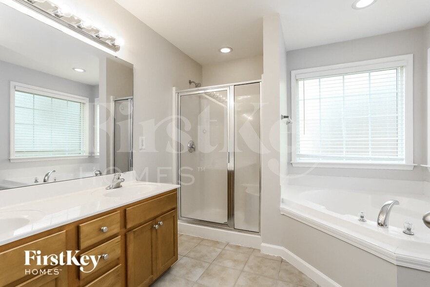 Building Photo - 5605 Catskill Ct
