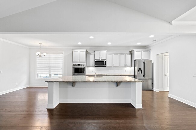 Building Photo - 3740 Sage Dr