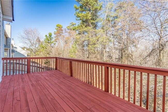 Building Photo - 2849 Suttonwood Way NE