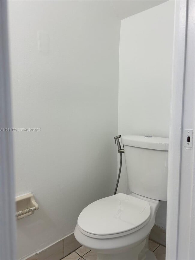 Building Photo - 6150 SW 130th Ave