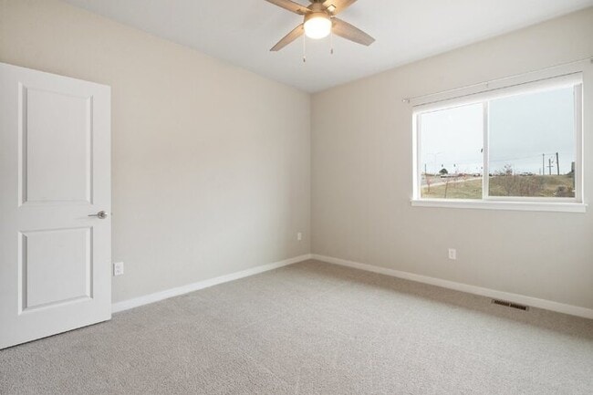 Building Photo - Sophisticated End-Unit Living Close to USAFA & Peterson — January Rent Free