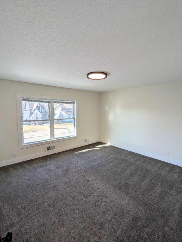 Building Photo - 4248 Regent Ave N