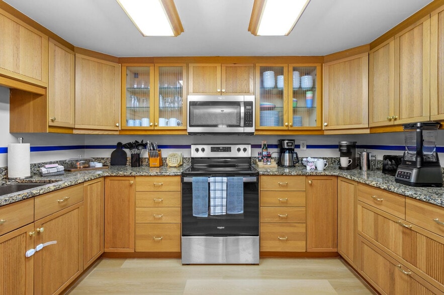 Building Photo - 11950 117th St N