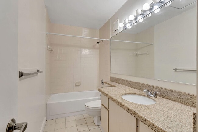 Building Photo - 4004 Medford Ct