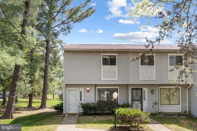Building Photo - 3029 Heathcote Rd
