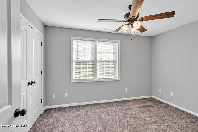 Building Photo - 111-121 Cornerstone Drive