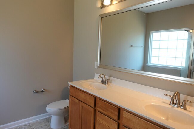 Building Photo - 344 Marble Ln