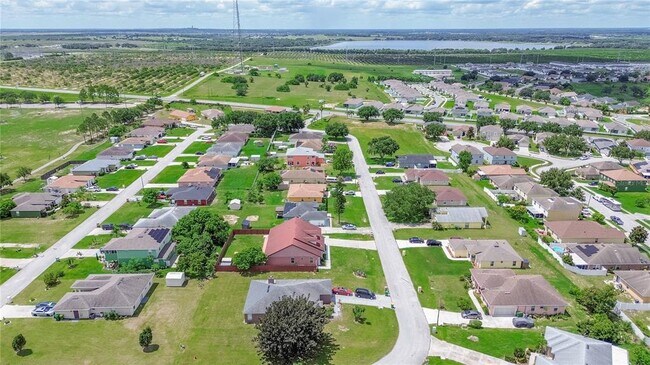 Building Photo - 525 Ridges Dr