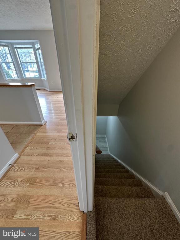 Building Photo - 104 Peridot Pl