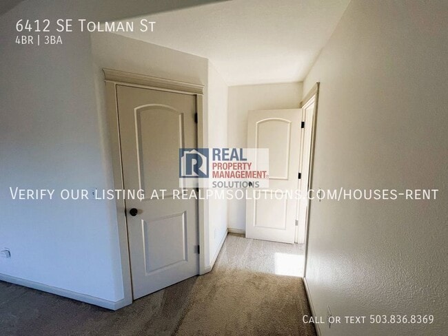 Building Photo - 6412 SE Tolman St