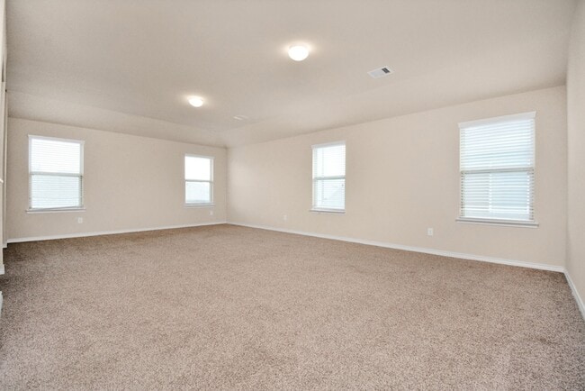 Building Photo - 3210 Aldridge Dr