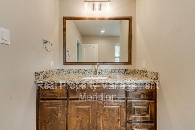 Building Photo - 625 Turtledove Ln