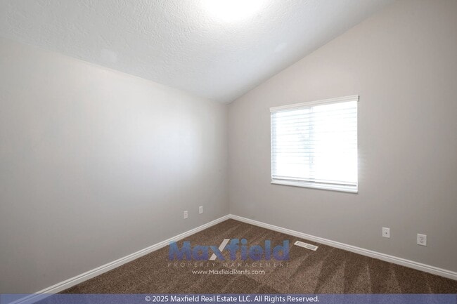 Building Photo - Harvest Hills 3 BED 2 BA 2 CAR HOME - RECE...