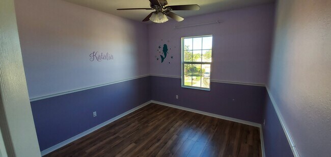 Building Photo - 811 Parker Den Dr