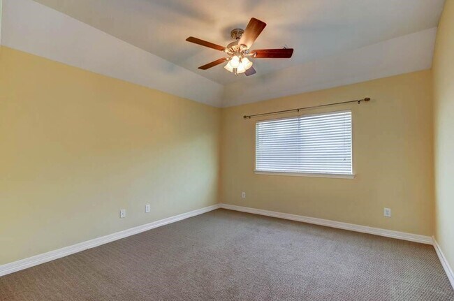 Building Photo - 12418 Lago Bend Ln