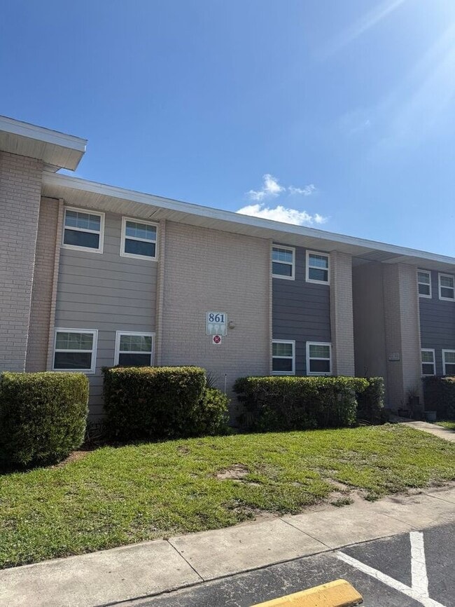 Building Photo - Spacious Condo in Las Palmas @ Sand Lake in Orlando
