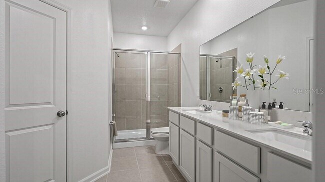 Building Photo - 2419 Bevel Ln