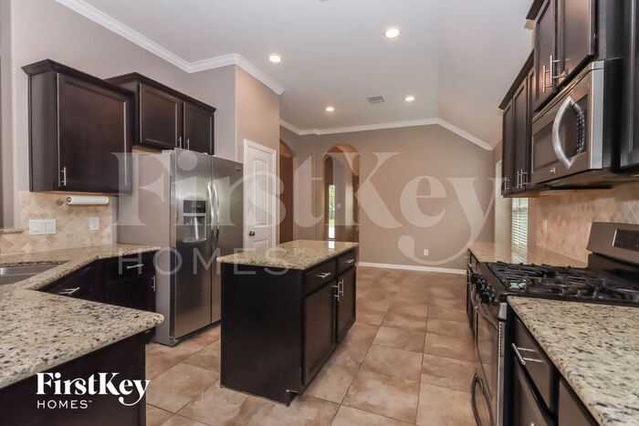 Building Photo - 4243 Bearberry Ave