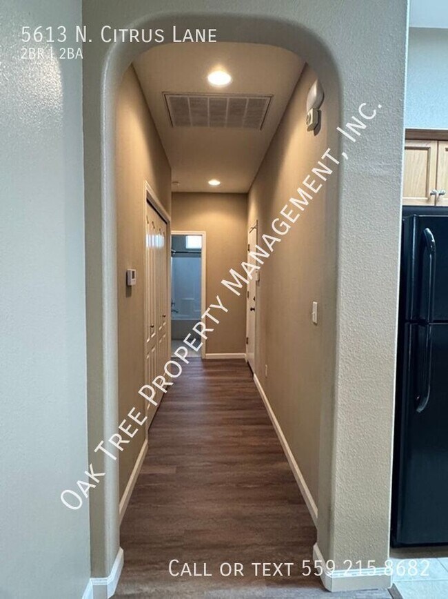 Building Photo - 5613 N Citrus Ln