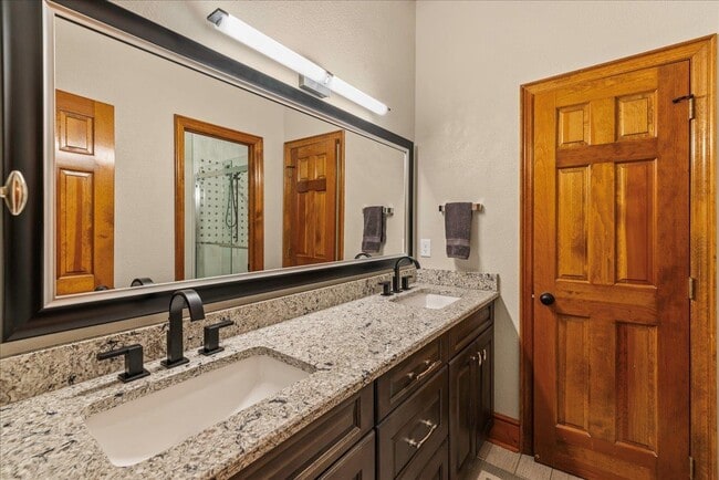 Building Photo - 9027 Winged Foot Dr